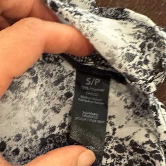 George Women's Monochrome Snake Print Blouse - Picture 6 of 6